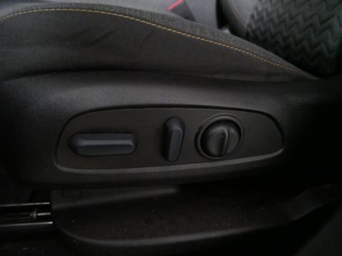 Used 2023 Chevrolet Equinox LT image 14