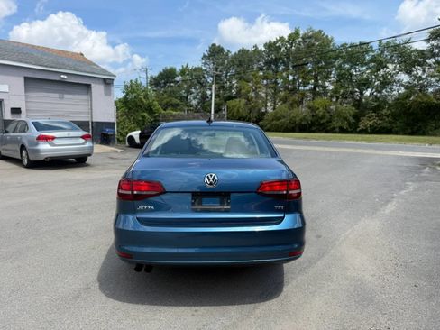Used 2016 Volkswagen Jetta S FWD image 4