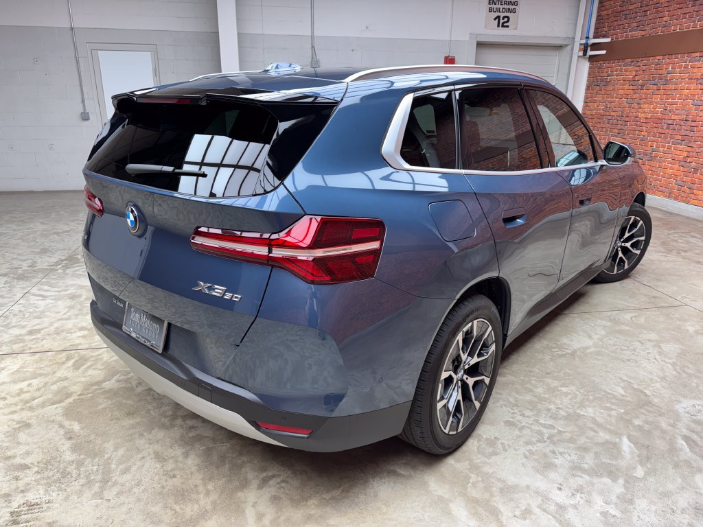 Certified 2025 BMW X3 xDrive30i w/ Premium Package AWD/4WD image 5
