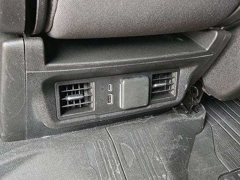 Used 2024 GMC Sierra 1500 Elevation AWD/4WD image 17