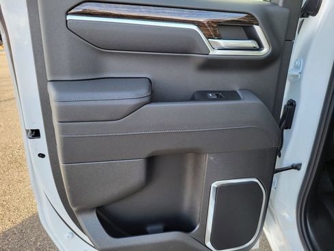 New 2026 GMC Sierra 1500 Elevation image 33