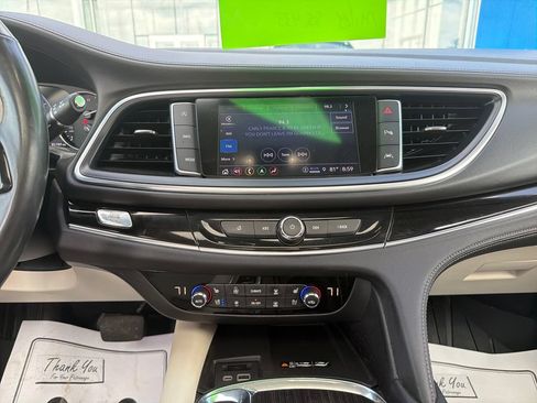 Used 2023 Buick Enclave Avenir w/ Avenir Technology Package AWD/4WD image 20