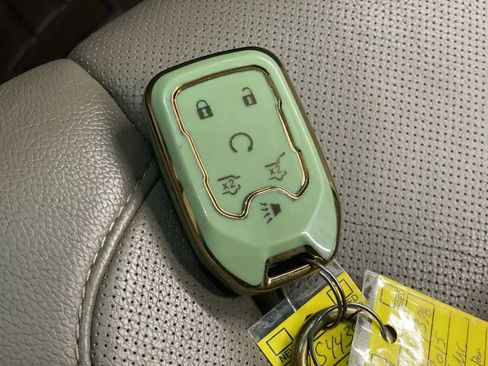 Used 2015 GMC Yukon SLT w/ Open Road Package image 25