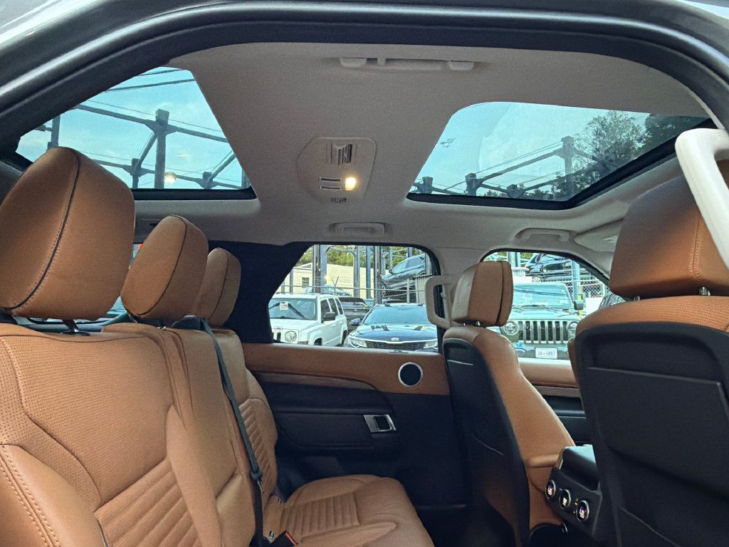 Used 2018 Land Rover Discovery HSE Luxury AWD/4WD image 16