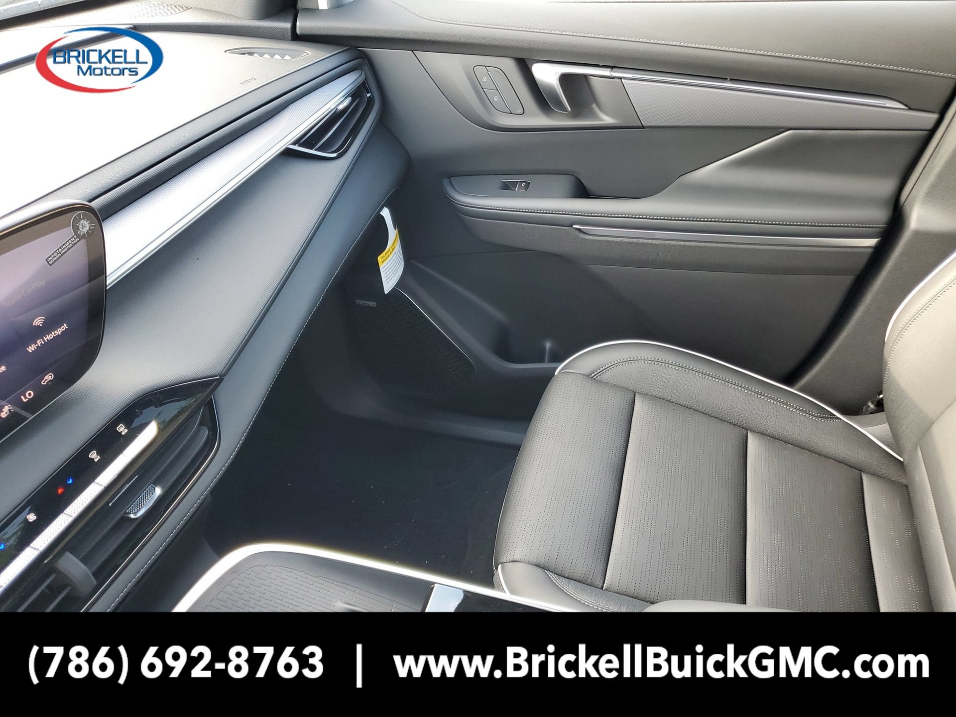 New 2026 Buick Enclave Sport Touring w/ Power Package FWD image 27