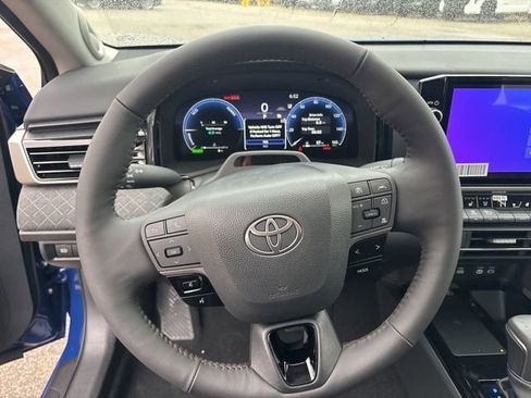 New 2026 Toyota Camry XLE image 9