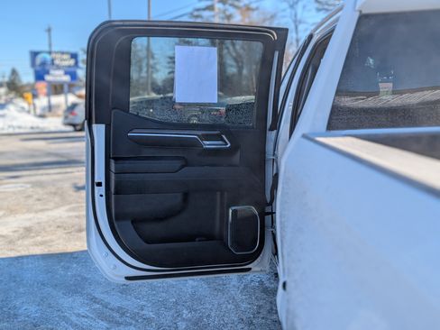 Used 2022 Chevrolet Silverado 1500 LT Trail Boss w/ Protection Package image 31