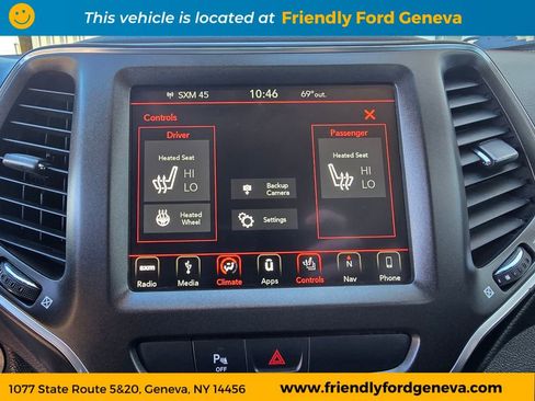 Used 2019 Jeep Cherokee Trailhawk w/ Cold Weather Group AWD/4WD image 24