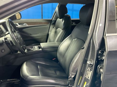 Used 2020 Genesis G80 3.8 image 11