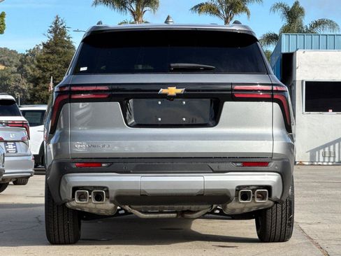 New 2026 Chevrolet Traverse LT FWD image 7