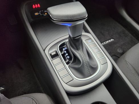 New 2026 Hyundai Kona SE image 17