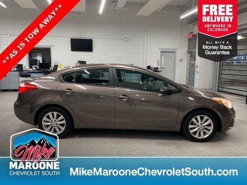 Used 2014 Kia Forte LX w/ Popular Package image 4