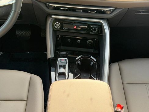 Used 2025 Audi Q5 Premium w/ Convenience Package AWD/4WD image 14