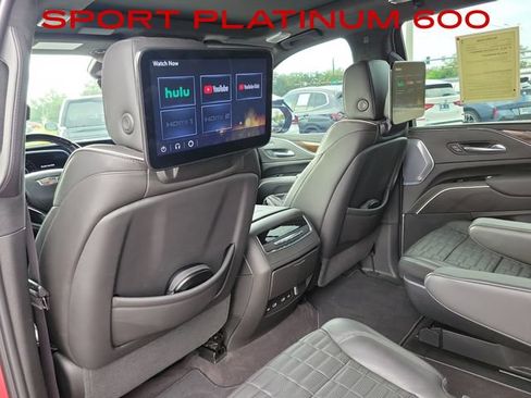Used 2023 Cadillac Escalade Sport Platinum AWD/4WD image 13