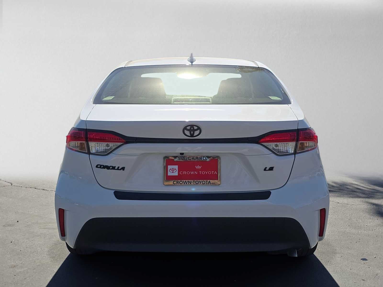 New 2027 Toyota Corolla LE w/ LE Premium Package FWD image 4