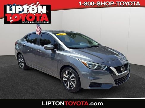 Used 2021 Nissan Versa SV FWD image 1