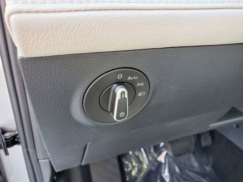 New 2025 Volkswagen Taos S image 16