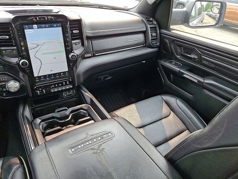 Used 2023 RAM 1500 Limited AWD/4WD image 11