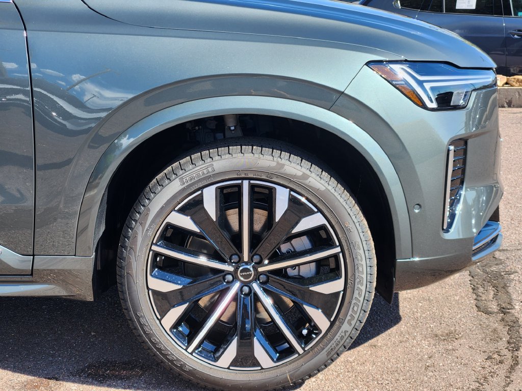 New 2027 Volvo XC90 T8 Plus AWD/4WD image 29