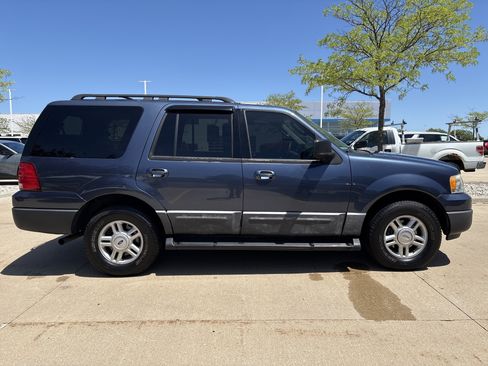 Used 2006 Ford Expedition XLT AWD/4WD image 8