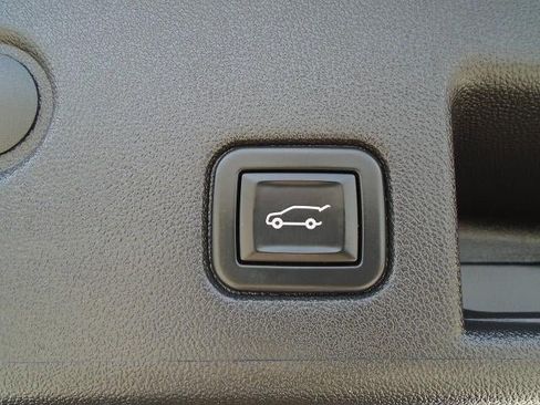 Used 2020 Chevrolet Equinox LT AWD/4WD image 26