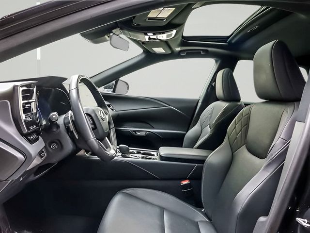 Used 2025 Lexus RX 350 Premium w/ Accessory Package AWD/4WD image 9