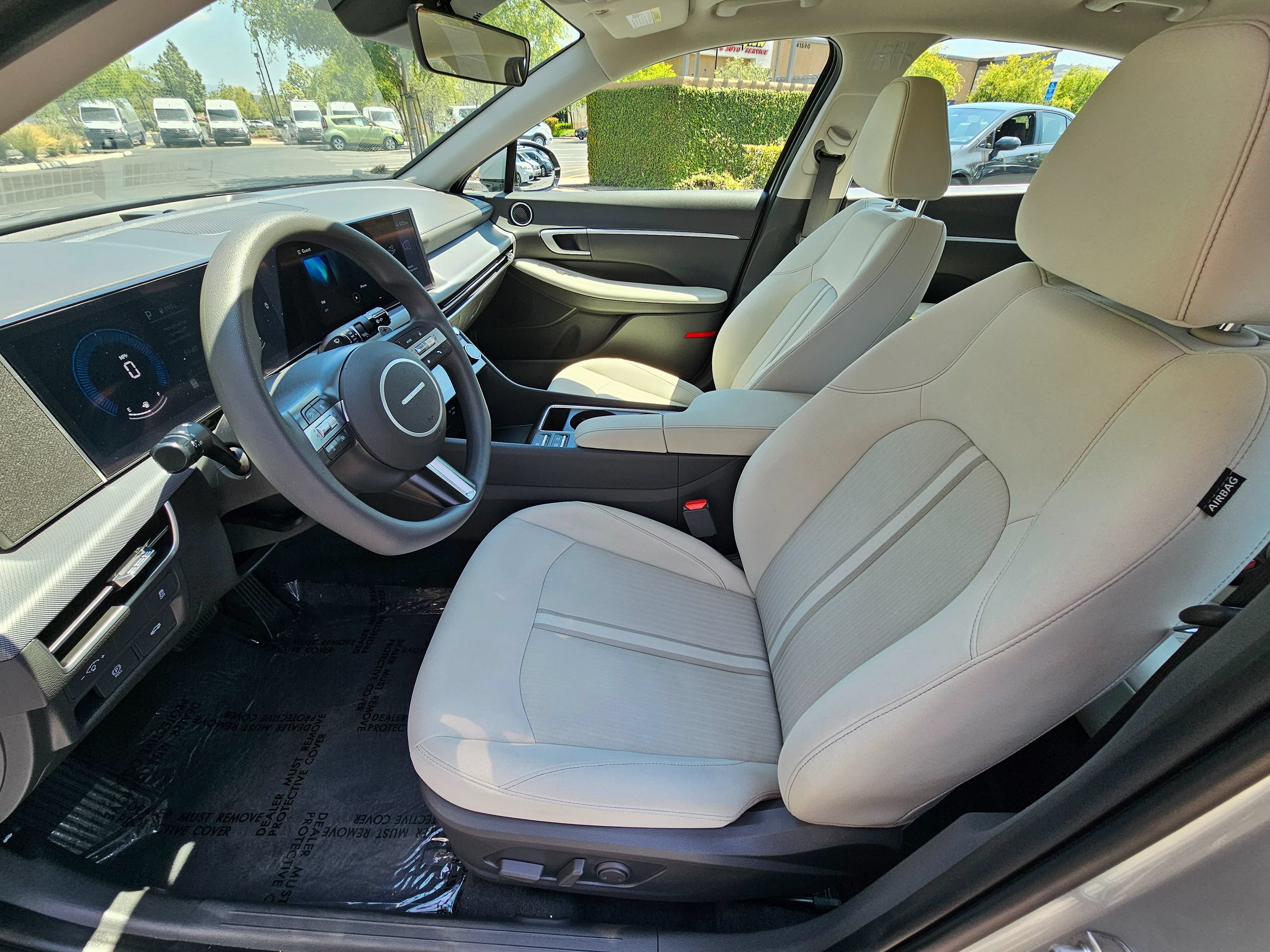 Used 2025 Hyundai Sonata SEL FWD image 14