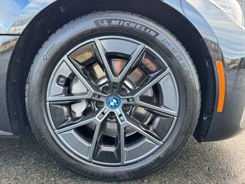 Used 2023 BMW i4 eDrive40 image 20