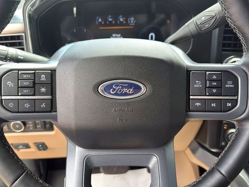 Used 2025 Ford F250 Lariat w/ Lariat Ultimate Package AWD/4WD image 12