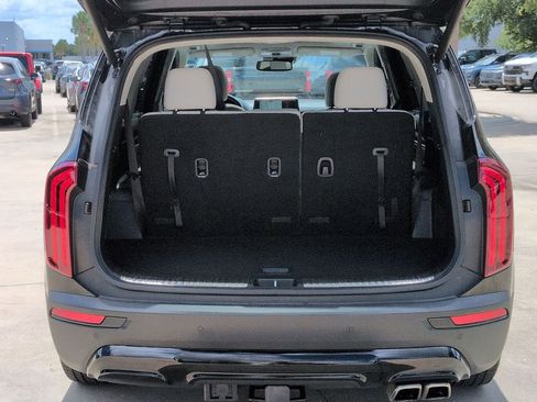 Used 2022 Kia Telluride SX w/ SX Prestige Package AWD/4WD image 24