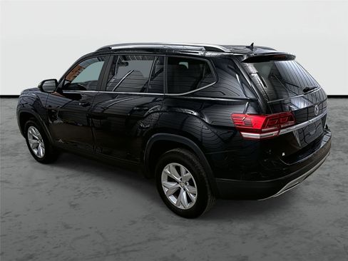 Used 2018 Volkswagen Atlas Launch Edition image 2
