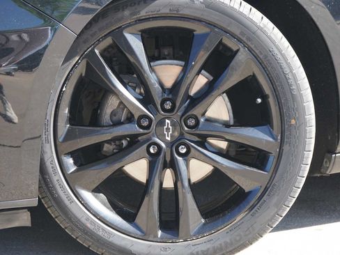 Used 2021 Chevrolet Malibu LT w/ Midnight Edition FWD image 2