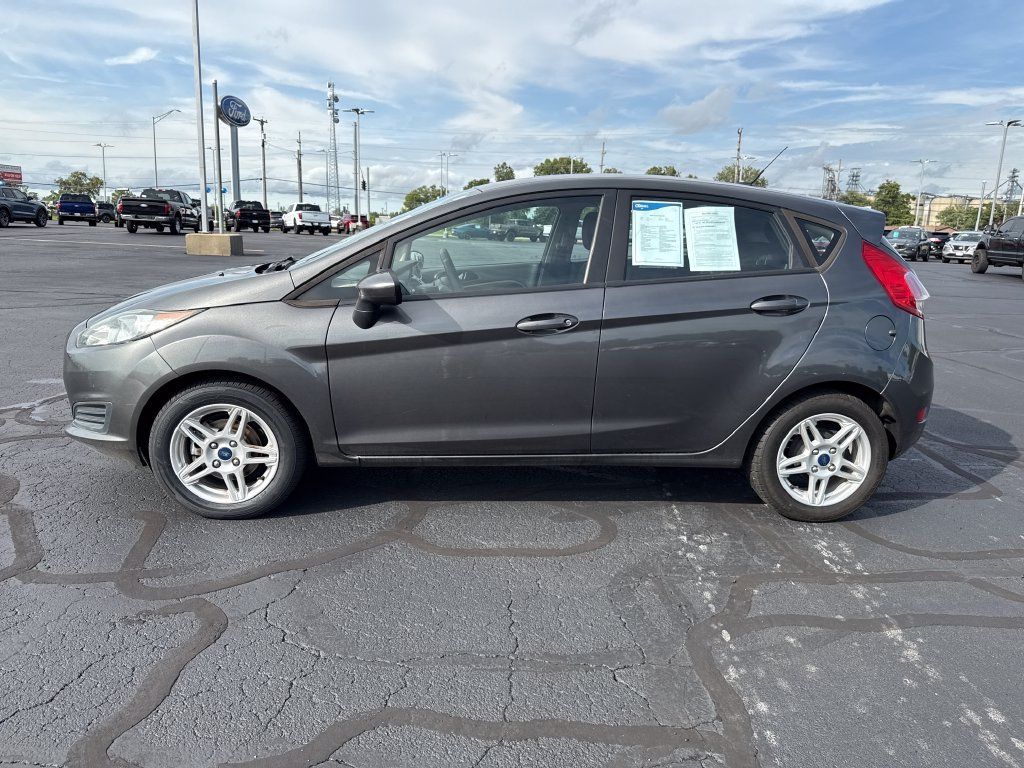 Used 2019 Ford Fiesta SE FWD image 3