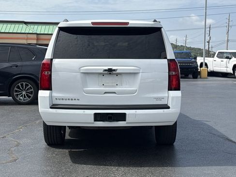 Used 2019 Chevrolet Suburban LT AWD/4WD image 4