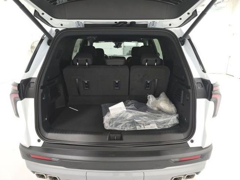 New 2026 Chevrolet Traverse LT image 25