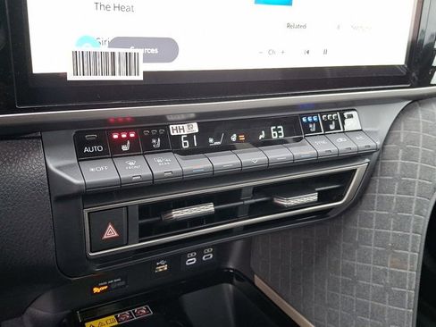 New 2026 Toyota Camry XLE image 14