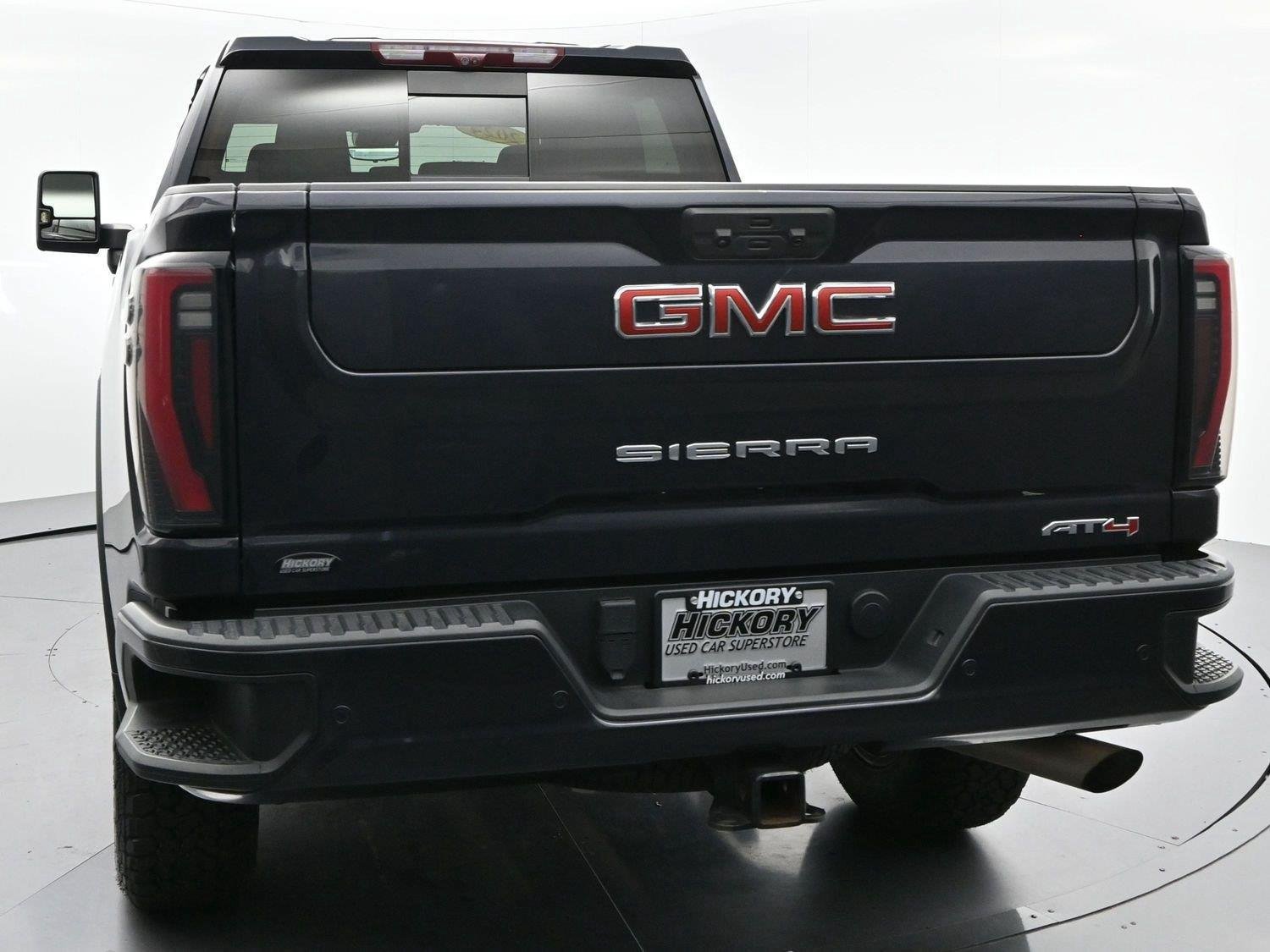 Used 2024 GMC Sierra 2500 AT4 w/ AT4 Premium Plus Package AWD/4WD image 6