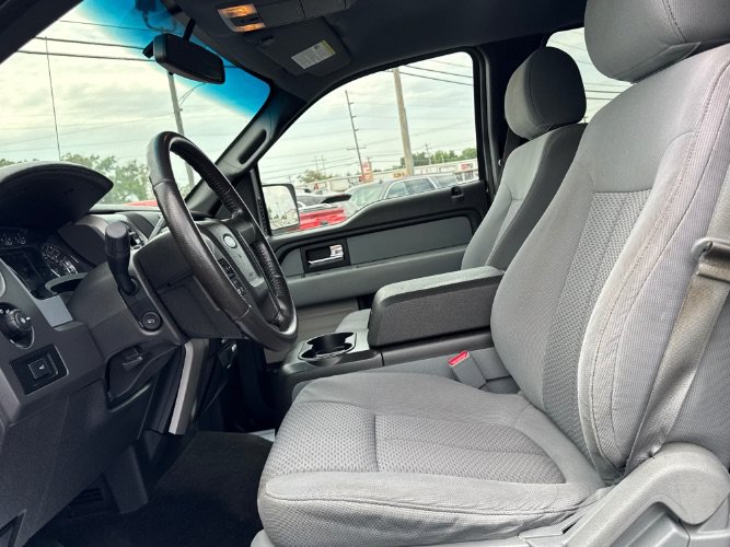Used 2014 Ford F150 XLT w/ Equipment Group 302A Luxury AWD/4WD image 16
