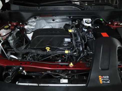 Used 2024 Chevrolet Trax LS w/ LS Convenience Package FWD image 34
