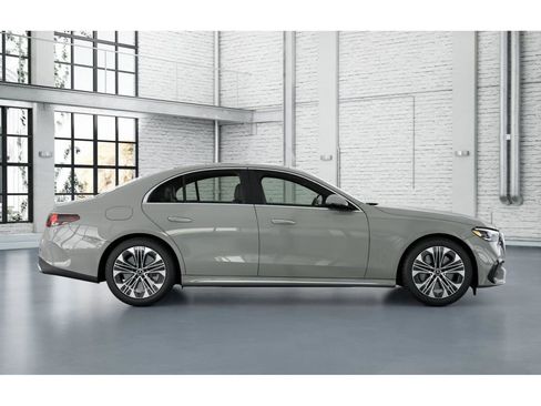 New 2026 Mercedes-Benz E 450 4MATIC Sedan image 2