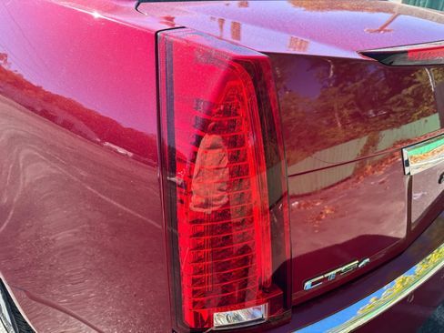 Used 2012 Cadillac CTS Luxury image 10