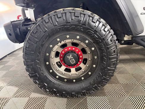 Used 2020 Jeep Gladiator Rubicon image 26