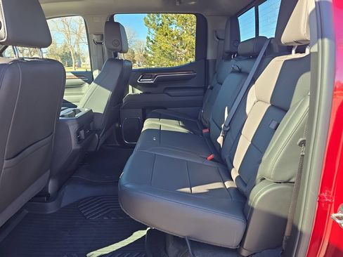 Used 2024 Chevrolet Silverado 1500 LT Trail Boss w/ LT Trail Boss Premium Package image 26