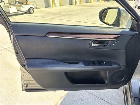 Used 2015 Lexus ES 350 image 19