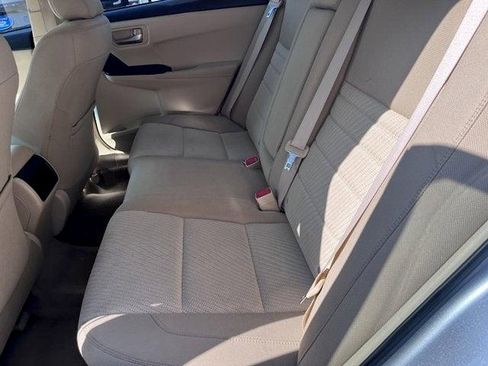 Used 2017 Toyota Camry LE FWD image 8