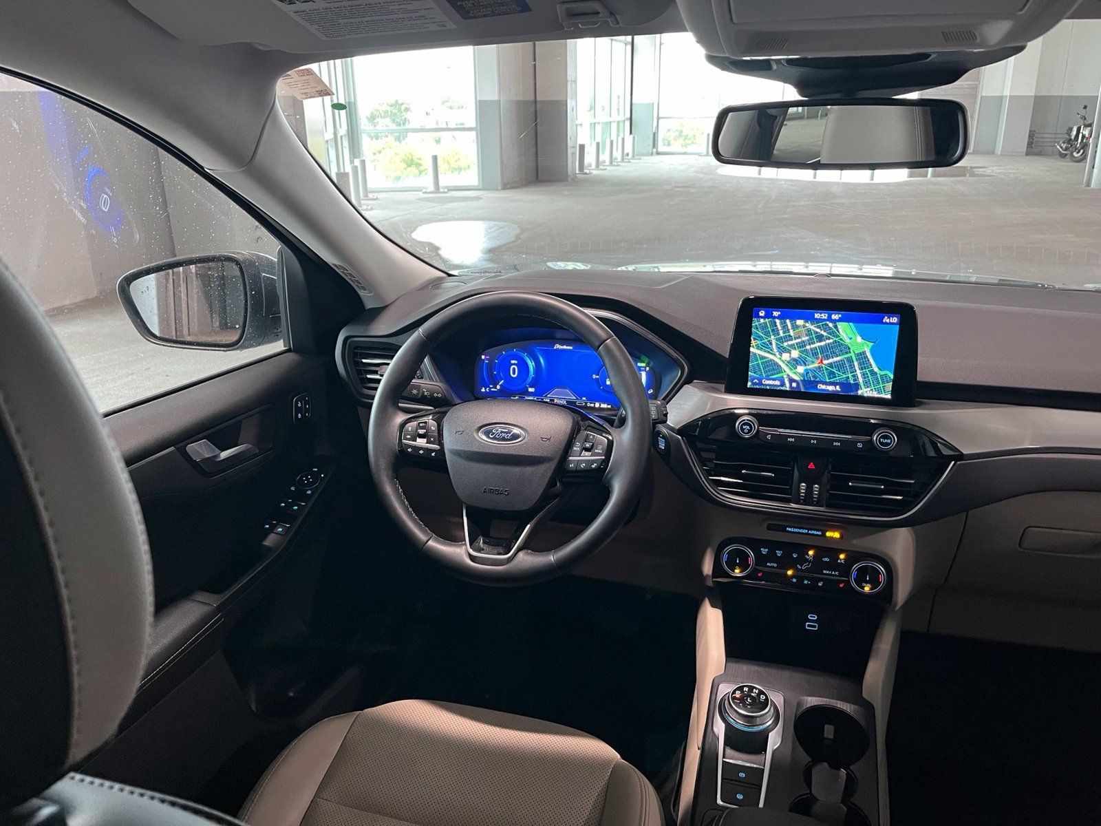 Used 2022 Ford Escape Titanium FWD image 39