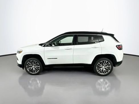 Used 2023 Jeep Compass Limited w/ Elite Group AWD/4WD image 3
