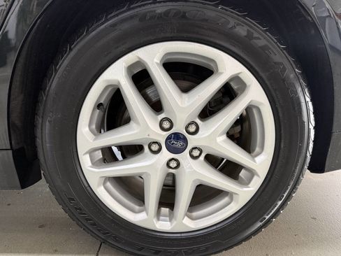Used 2013 Ford Fusion SE FWD image 30