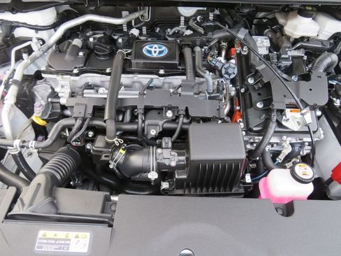 Used 2024 Toyota Corolla SE image 36