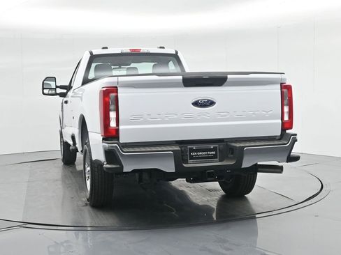 New 2026 Ford F250 XL w/ XL Chrome Package image 28